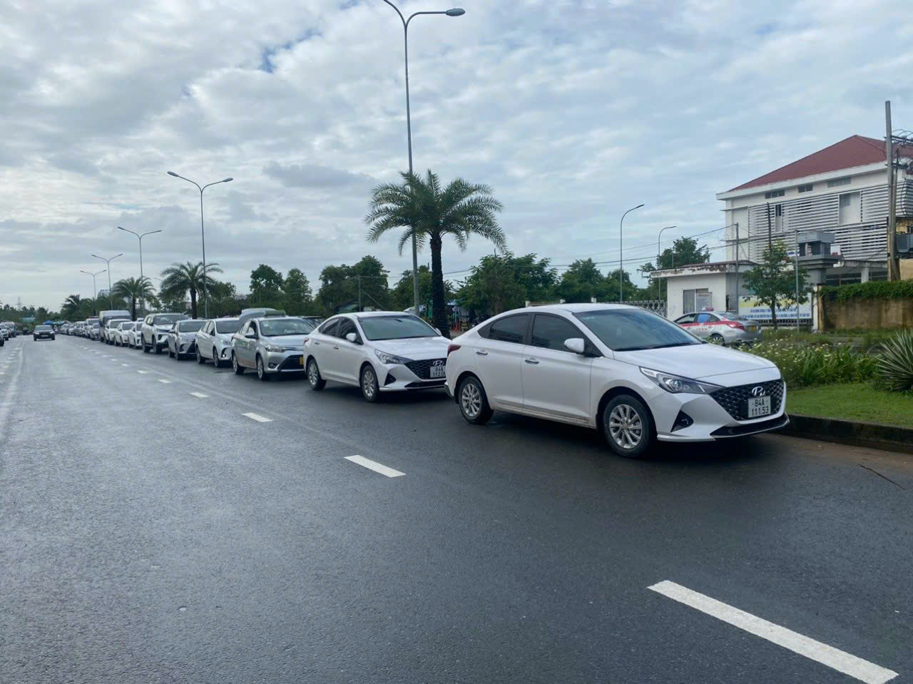 Xe thực tế dịch vụ Trà Vinh